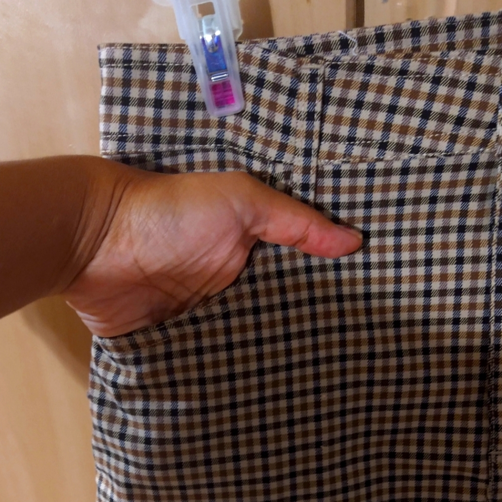 Skirt - Picture 2 of 4